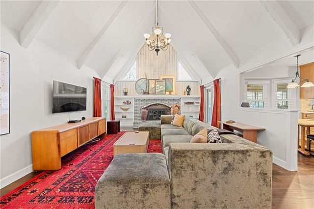 10154 Halsey Street, Lenexa, KS 66215