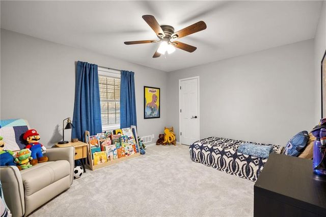 10154 Halsey Street, Lenexa, KS 66215