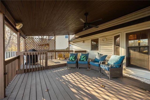 10154 Halsey Street, Lenexa, KS 66215