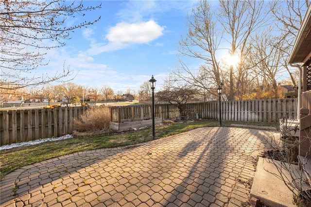 10154 Halsey Street, Lenexa, KS 66215