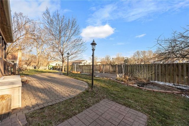 10154 Halsey Street, Lenexa, KS 66215