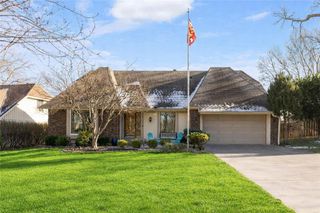 10154 Halsey Street, Lenexa, KS 66215