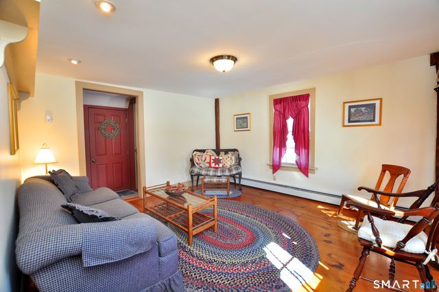 537 Center Street, Manchester, CT 06040