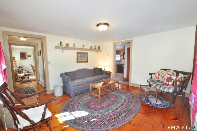 537 Center Street, Manchester, CT 06040