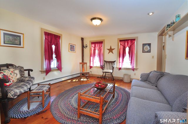 537 Center Street, Manchester, CT 06040