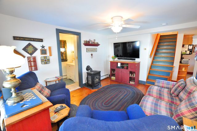 537 Center Street, Manchester, CT 06040