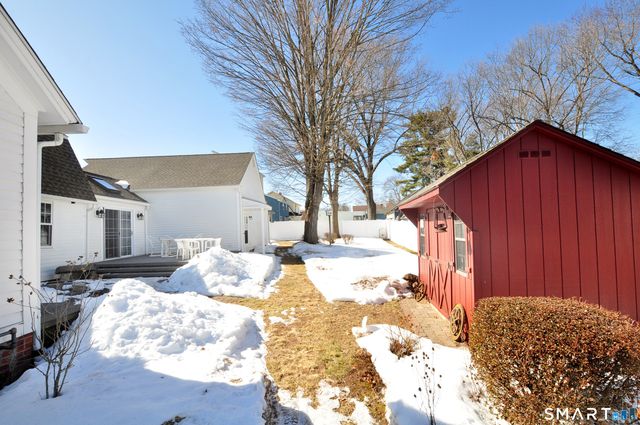 537 Center Street, Manchester, CT 06040