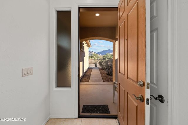 13749 N High Mountain View Place, Tucson, AZ 85739