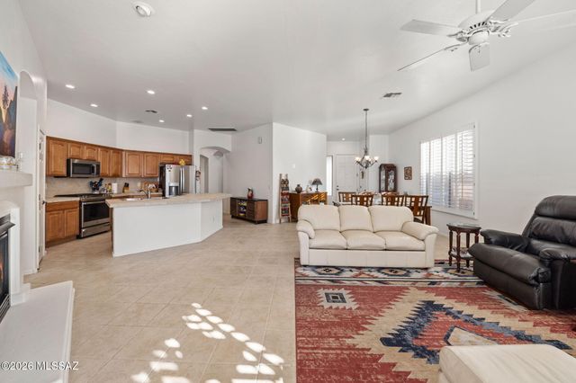 13749 N High Mountain View Place, Tucson, AZ 85739