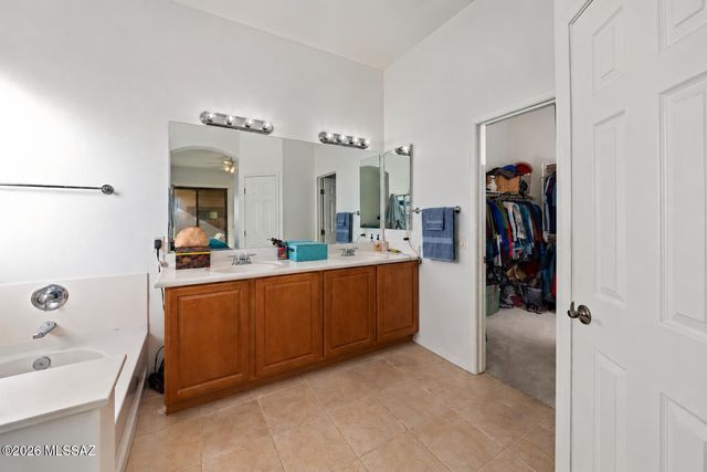13749 N High Mountain View Place, Tucson, AZ 85739