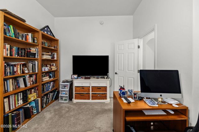 13749 N High Mountain View Place, Tucson, AZ 85739