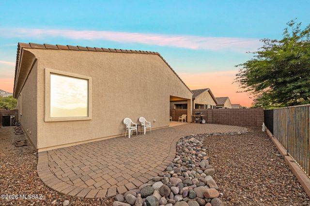 13749 N High Mountain View Place, Tucson, AZ 85739