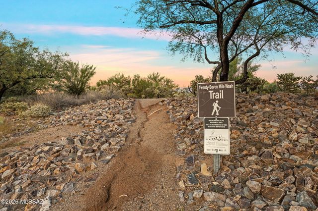 13749 N High Mountain View Place, Tucson, AZ 85739