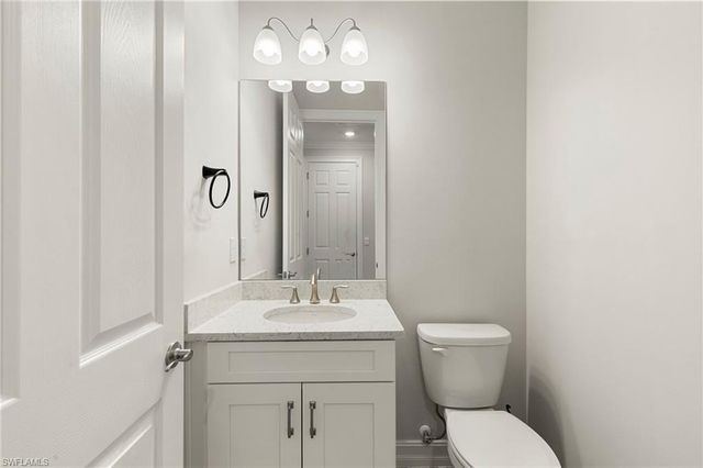 387 Grace Bay LN, Naples, FL 34114