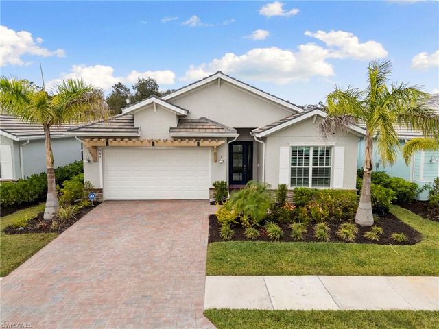 387 Grace Bay LN, Naples, FL 34114