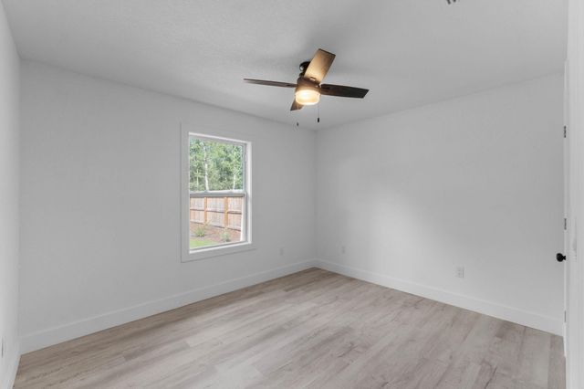 1259 Martin Rd Road, Defuniak Springs, FL 32433