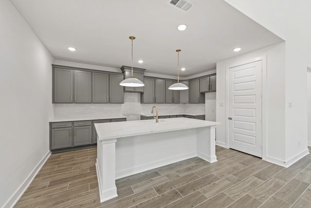 621 Buckaroo DR, Georgetown, TX 78633