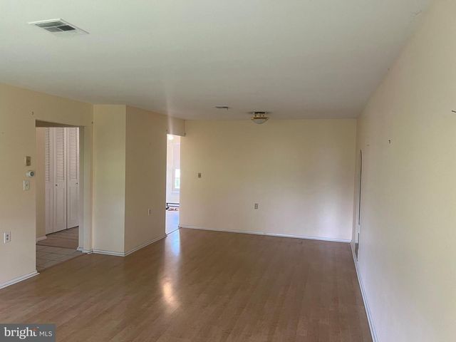 1099-A ARGYLL CIR, Lakewood, NJ 08701