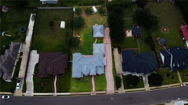 819 Comedy Drive, Edinburg, TX 78542