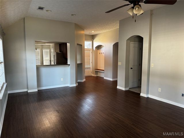 9133 SAW TOOTH Loop, Pike Road, AL 36064