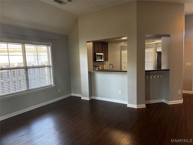 9133 SAW TOOTH Loop, Pike Road, AL 36064