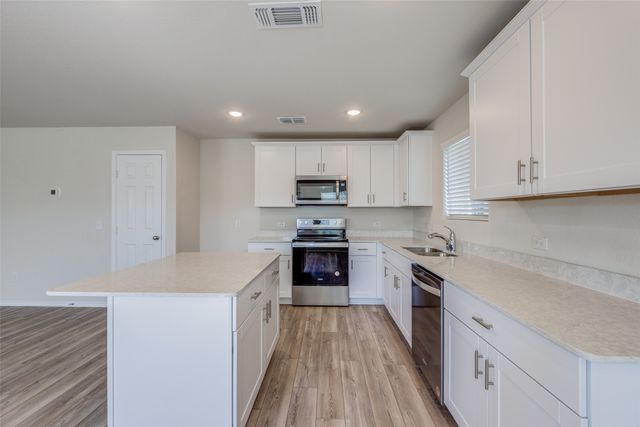 877 Table Rock Street, Princeton, TX 75407