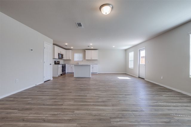 877 Table Rock Street, Princeton, TX 75407