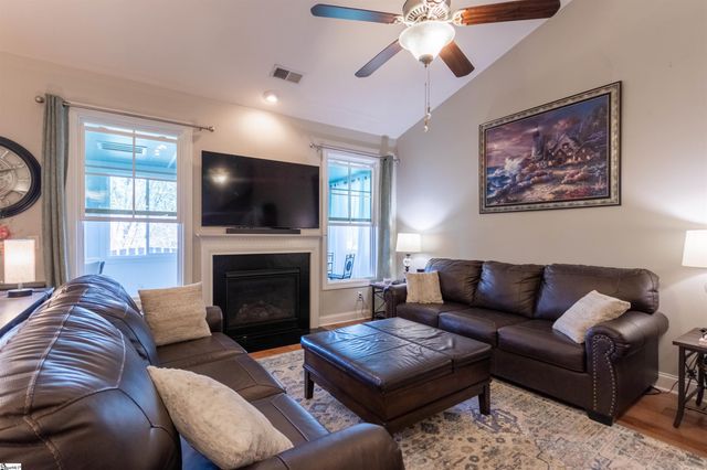 14 Kittery Drive, Greenville, SC 29615