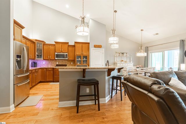 14 Kittery Drive, Greenville, SC 29615