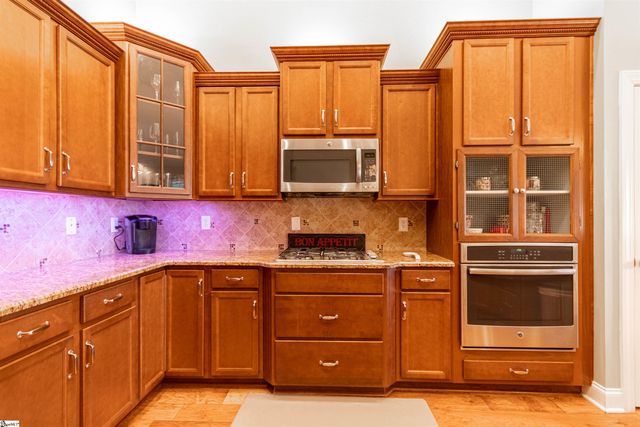 14 Kittery Drive, Greenville, SC 29615