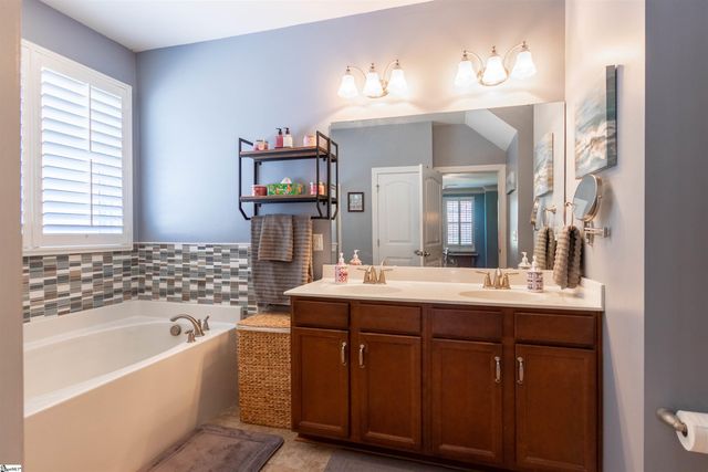 14 Kittery Drive, Greenville, SC 29615