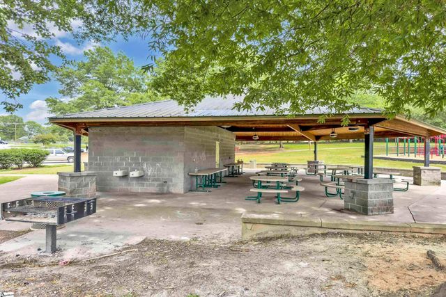 14 Kittery Drive, Greenville, SC 29615