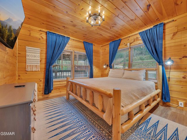 3085 Perry Circle Lane, Sevierville, TN 37862