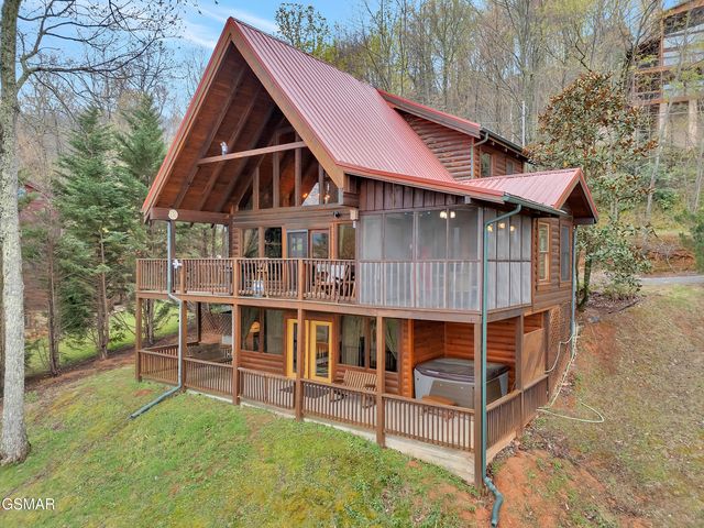 3085 Perry Circle Lane, Sevierville, TN 37862