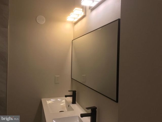 48 ANNA CT, Gaithersburg, MD 20877