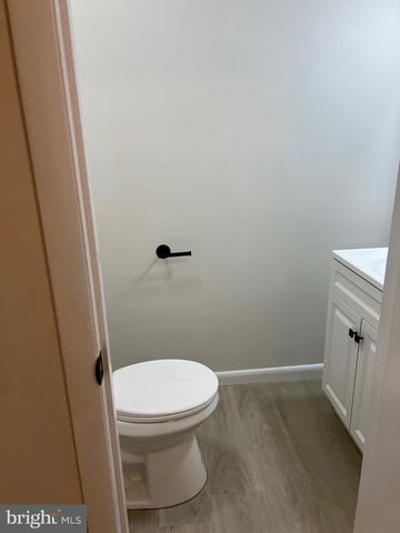 48 ANNA CT, Gaithersburg, MD 20877