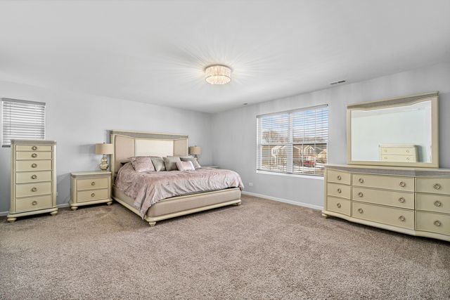 434 S Stonebrook Drive, Romeoville, IL 60446