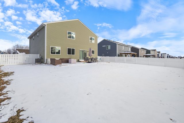 434 S Stonebrook Drive, Romeoville, IL 60446