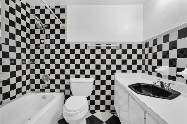 81 NW 41st Street 2, Miami, FL 33127