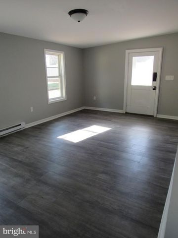 12497 WINTERSTOWN RD, Felton, PA 17322