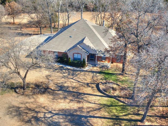 10650 Hunters Pointe, Edmond, OK 73034