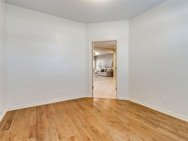 10650 Hunters Pointe, Edmond, OK 73034