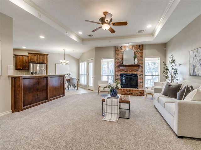 10650 Hunters Pointe, Edmond, OK 73034