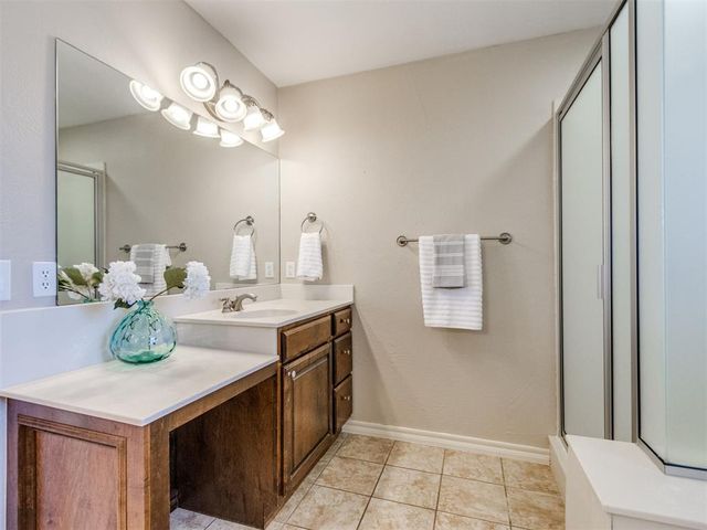 10650 Hunters Pointe, Edmond, OK 73034