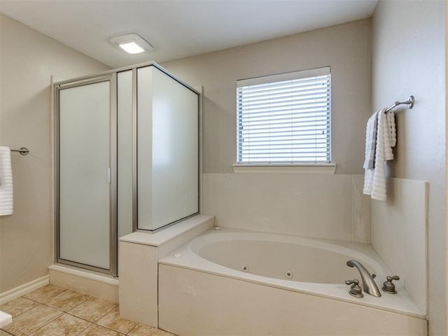 10650 Hunters Pointe, Edmond, OK 73034