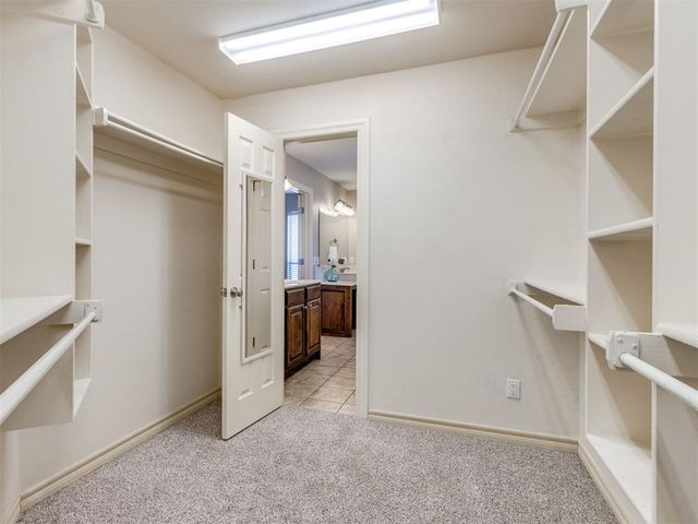 10650 Hunters Pointe, Edmond, OK 73034