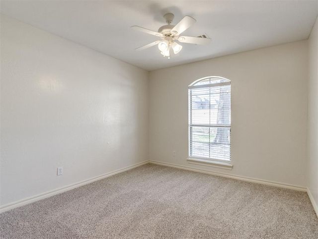 10650 Hunters Pointe, Edmond, OK 73034