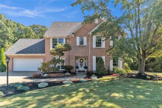 221 Deer Run Dr, Twp Of But Nw, PA 16001