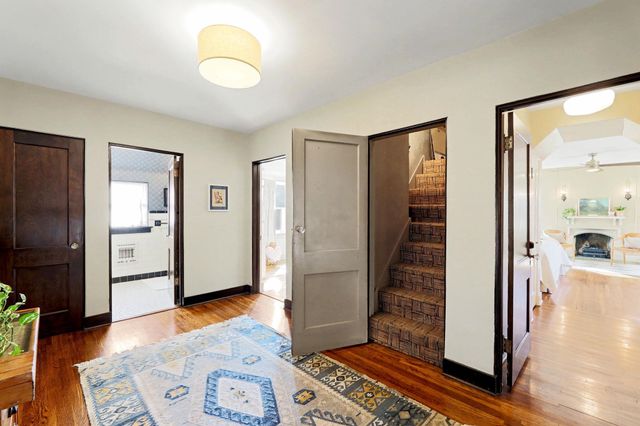 102 N Terrace Dr, Wichita, KS 67208