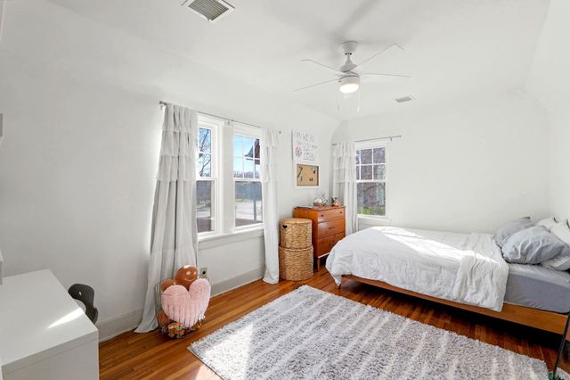 102 N Terrace Dr, Wichita, KS 67208